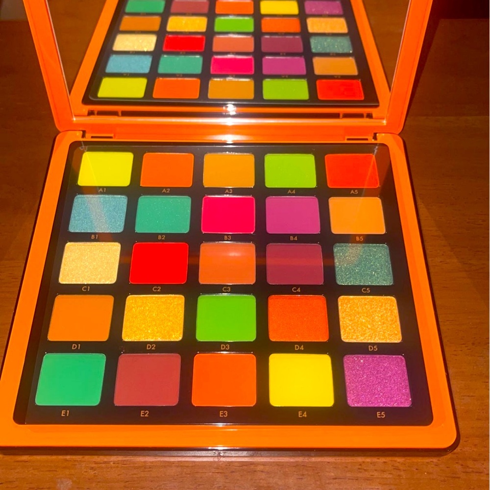 ABH Norvina palette volume 3